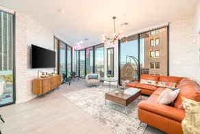 Top Floor Views Best In Downtown Wow - Image 4