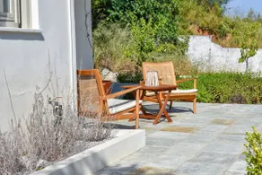 Spectacular villa in the heart of a nature reserve and near the sea - Image 2
