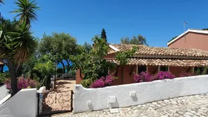 Sea view, private pool and beach: La Dolce Vita! - Image 2