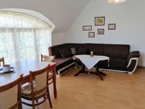 Guest suite above St. Constantine and Helena - Image 2