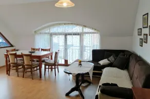 Guest suite above St. Constantine and Helena - Image 4