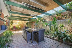 Mint-JOYCE*Homely*stylishKitchen*Outdoorspace*wifi - Image 2