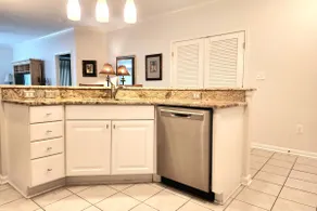Sunset Island Luxury Retreat – Free Linen Package - Image 5
