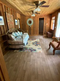 Spacious-2br-Bay Access-Wifi-Pets - Image 5