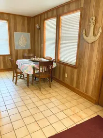 Spacious-2br-Bay Access-Wifi-Pets - Image 4
