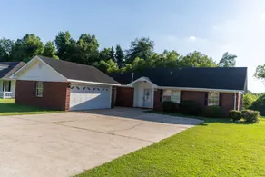 Cheerfull 3-bedroom home in Columbus - Image 3