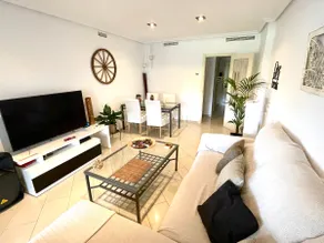 Large relaxed terrace, golf views - Image 3