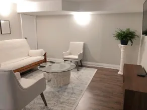 Lovely Spacious 1-Bedroom Fully Equipped Apartment - Image 3