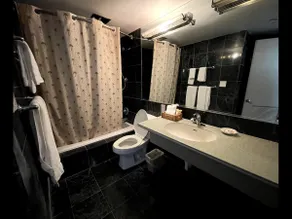 Waikiki Sunset✔ 1 Bedroom✔ Free Parking✔ WiFi✔ Pool✔ TV✔ AC - Image 4