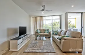 THE COSMOPOLITAN COTTON TREE Unit 10307 RIVERFRONT BREEZE - Image 3
