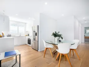 Top Floor Apartment Close to Bondi Beach - Image 5