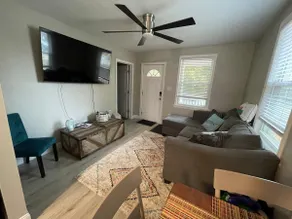 Charming 2 bed 2 bath near downtown Wyandotte - Image 3