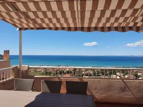Stunning views, 3 bed, 2 bath luxury apartment. - Image 2