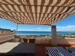 Stunning views, 3 bed, 2 bath luxury apartment. - Image 5