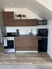 Modern guesthouse in Bozeman - Image 5