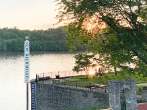 Historic Getaway w/Stunning River Views -3BR Suite - Image 2