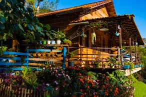 Casa das Flores in Araras with pool and bathtub - Image 2