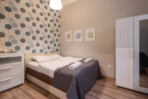 BpR Castle Hill Apartment with Garden - Image 5