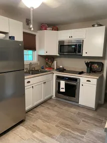 3-Mile Lakehouse - Image 4