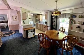 Guest House On 128 Peaceful Wooded Acres - Image 2