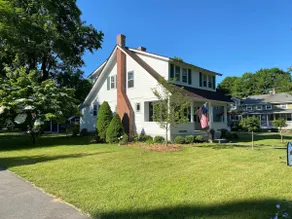 Hyde House-A classic New England cape. - Image 3