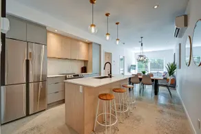 Downtown Condo - 2 bedrooms/2 full bathrooms - Image 2