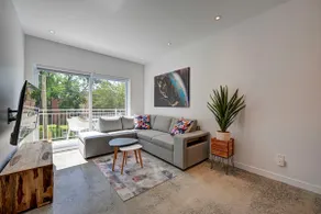 Downtown Condo - 2 bedrooms/2 full bathrooms - Image 4