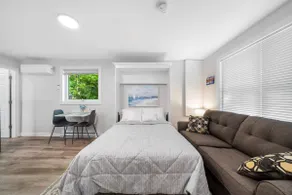 Cozy Bachelor unit 1 km from Georgian Bay! - Image 4