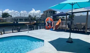 JJ's Beach House Fun Stay at the Gulf of Mexico - Image 4