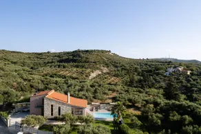 Villa Veni - Hidden Gem in Olive Grove by etouri - Image 4