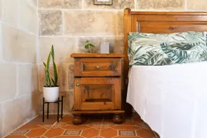 Room 2nd floor with kitchenette in Laremi B&B - Image 3
