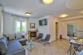 Beautiful Mountain Villa - Image 2