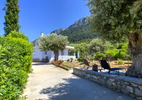 Beautiful Mountain Villa - Image 5