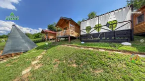Green bungalow Bosnian pyramid glamping - Image 2
