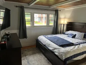 Cheerful Attleboro ranch, feels just like home - Image 4