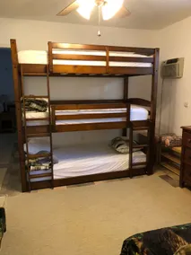 Hornings Guest House Room for 15 - Image 4