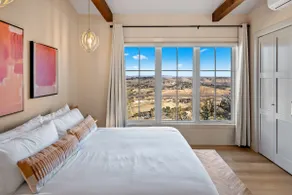 High Ridge Cottage - vineyard views and hot tub - Image 3