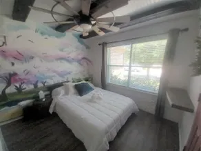Quaint apartment unit, 12 minutes from SeaWorld - Image 2