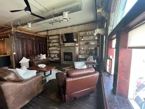 IN THE MIDST- amazing loft in the midst of it all! - Image 4