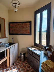 Independent accommodation in a farmhouse - Image 4
