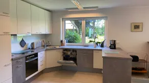 You will stay in 100 m² in a green and quiet location. - Image 4