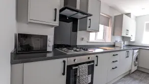 New cosy semi detached Home with free parking (Y) - Image 4