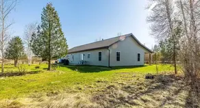 Charming all wood Adirondak Cottage - Image 4