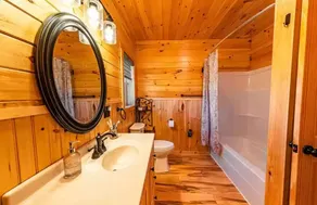 Charming all wood Adirondak Cottage - Image 5
