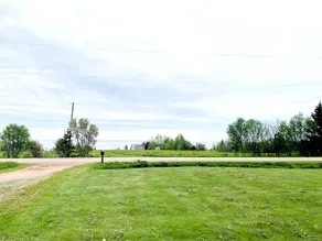 Waterview Property in High Bank - Image 2