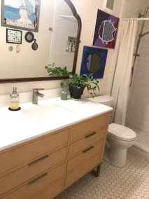 Garden studio with queen bed, bath and kitchenette - Image 3