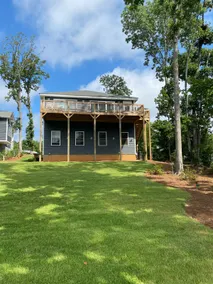 Lakefront guesthouse with private dock. - Image 2