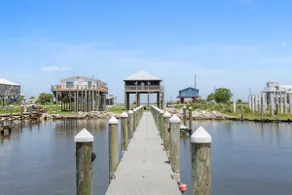Beautiful Lake House - Private Pier & Dock - Image 4