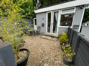 Adorable studio sea shanty with sea views - Image 2