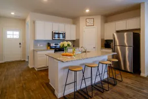 Beautiful Spacious Texas Home- 4Bed/3Bath - Image 2